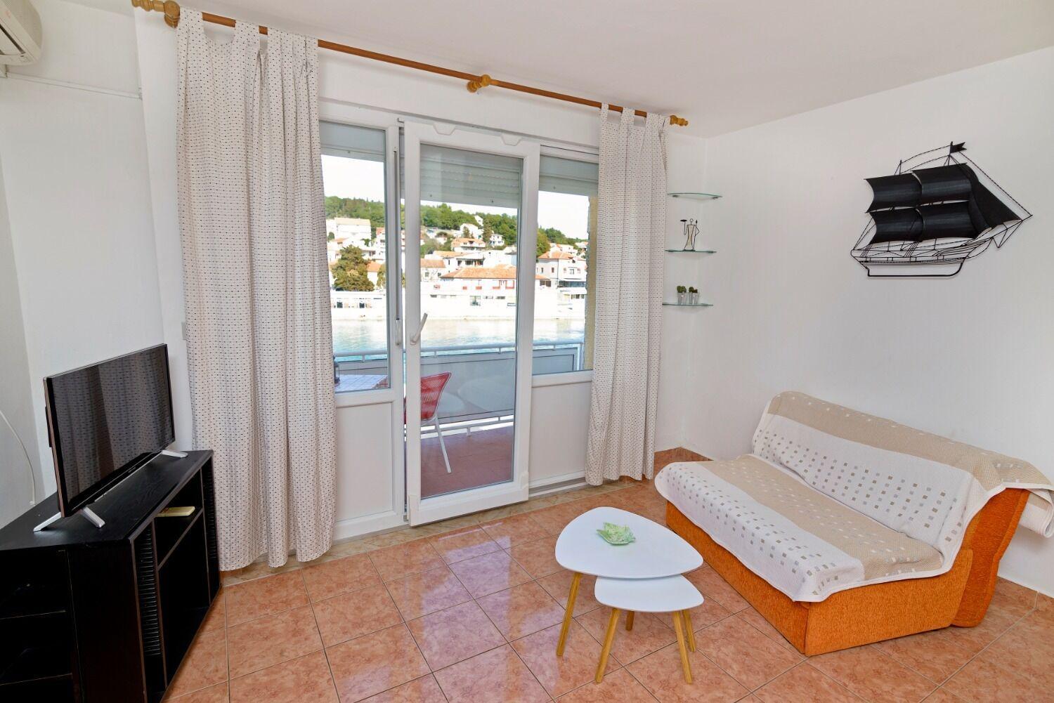 Apartments Ive - With Sea View Тисно Экстерьер фото